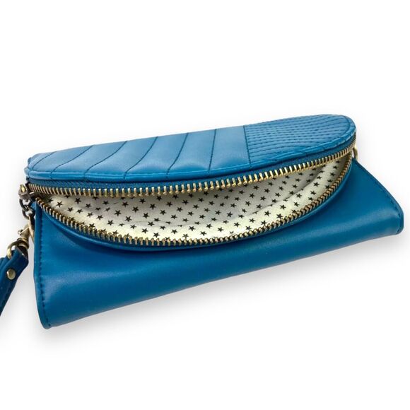 Charlotte Wristlet Wallet Phone Clutch Faux Leather w Coin Pocket Heart Charm - Picture 9 of 14